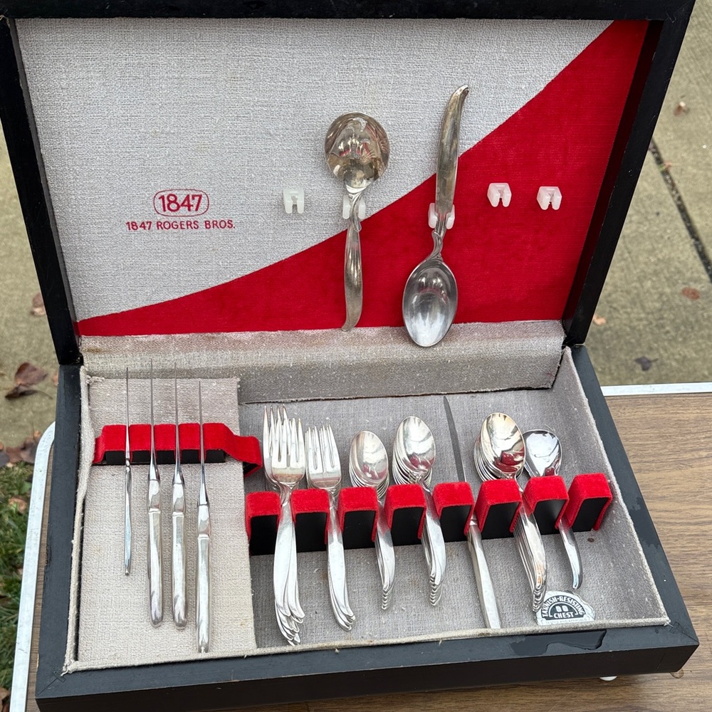 Silverware Set